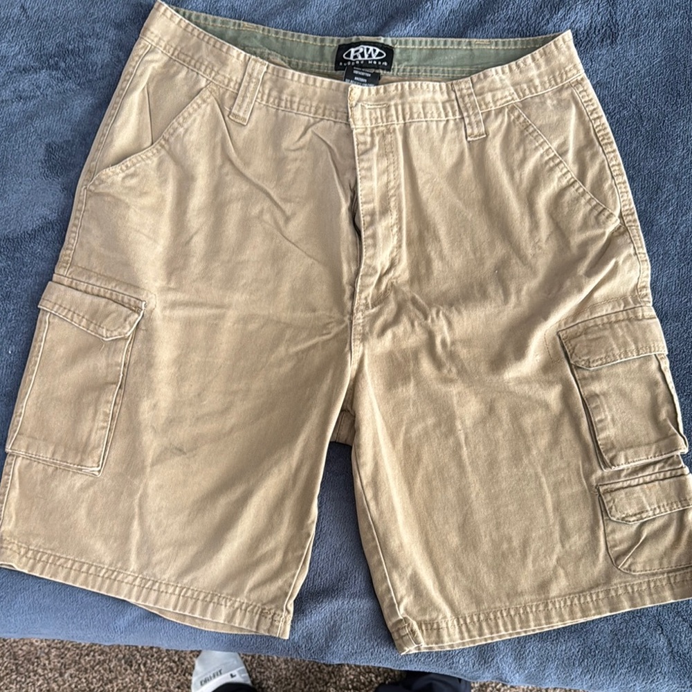 Men's Tan Cargo Shorts